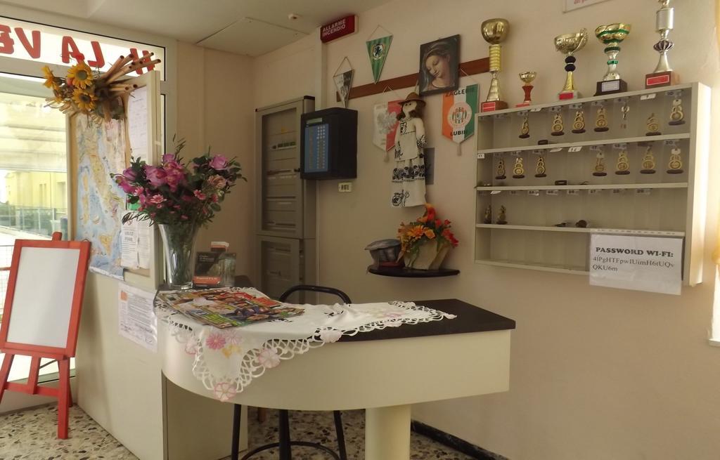 Hotel La Vela Bellaria-Igea Marina Luaran gambar